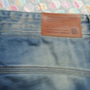 muške hlače, traperice