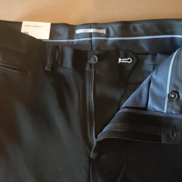 Muške hlače ZARA - NOVO!!