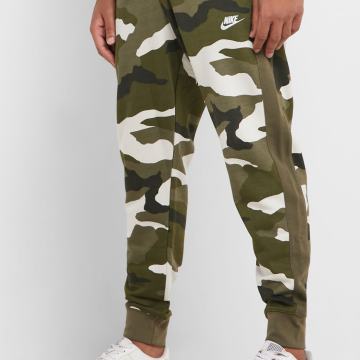 Nike maskirne jogger hlače vl.S TOTALNA ČISTKA