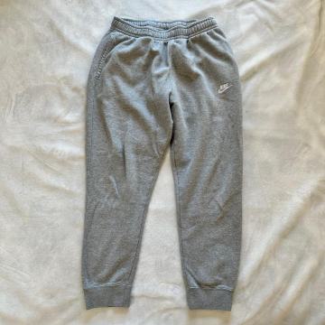 Nike Sportswear Club Fleece Sivi Donji Dio M