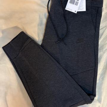 Nike tech fleece