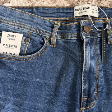 Pull&Bear Traperice Slim Fit vel. EUR 44