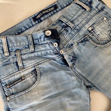 TRAPERICE RED BRIDGE KAO REPLAY