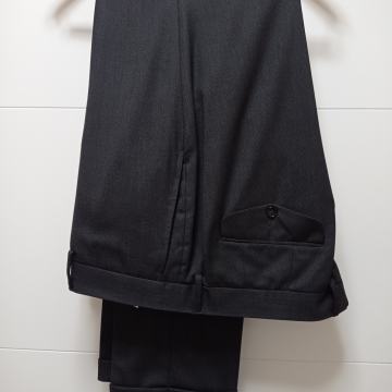 Zara muške hlače, vel. 48, 30 eura