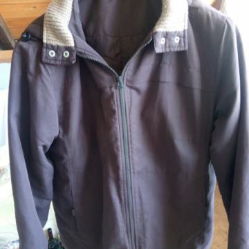 Atraktivna muška jakna sa kapuljačom ORIGINAL Xnation L kao nova