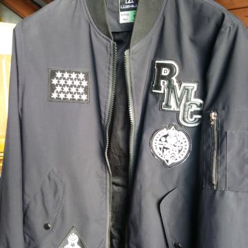 Atraktivna lagana muška jakna RMC ALAMA M 175 92A 2xnošena KAO NOVA