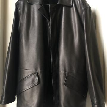 Boss crna kožna jakna