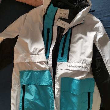 Calvin Klein jakna