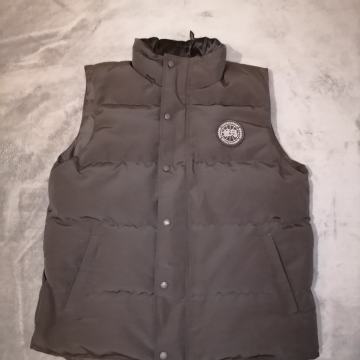 Canada Goose prsluk