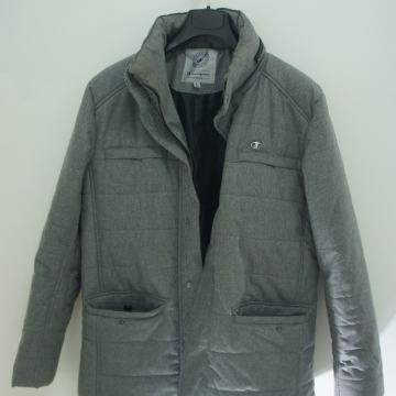 MUSKA JAKNA CHAMPION L SIVA VODO NEPROPUSNA KAO NOVA