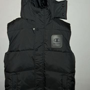 Champion Prsluk (S) Veličina 40€