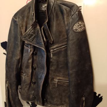 Gas vel. M kožna jakna rokerica kvalitetna i ugodna