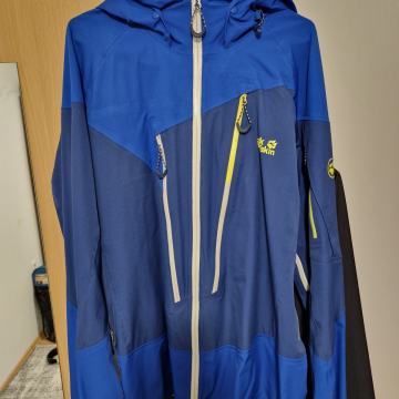 Jack Wolfskin jakna