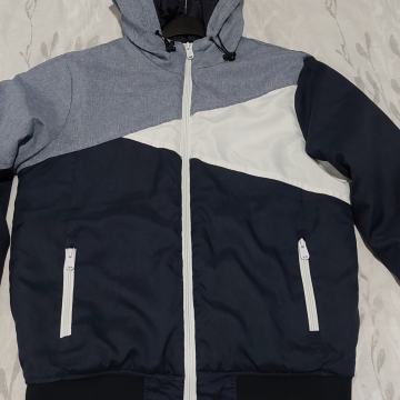 Jakna s kapuljačom vel.S