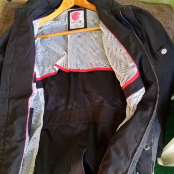 JAKNA s kapuljačom - Vodonepropusni-br. 48-50