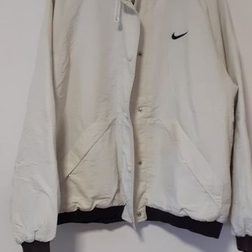 Jakna nike dvostrana