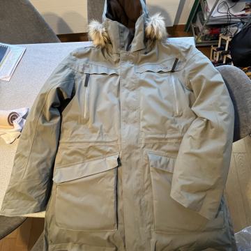 Jakna Parka Quechua zimska novo XL