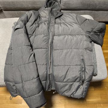 JAKNA SUPERDRY 50€