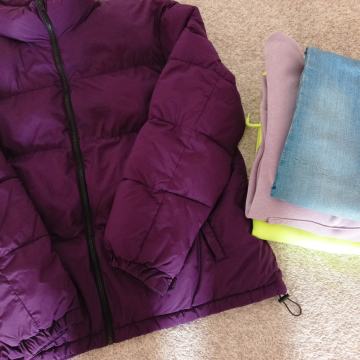 Jakna, traperice, majice