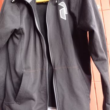 Jakna-Trenirka lagana-vel.XL-,Crna