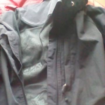 JAKNA vel.L-Vodootporna