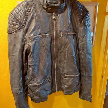 Autark  muska kozna jakna M velicina