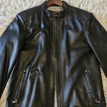 Muška jakna (prava koža) vel. L NOVO