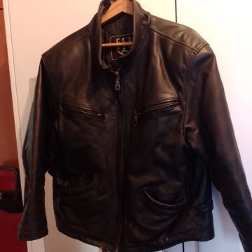 Kuna-Visoko vel.L/52 kožna kvalitetna deblja jakna bez greške