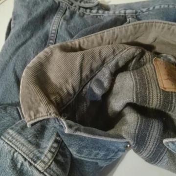 Levis  traper jakna postavljena l vel