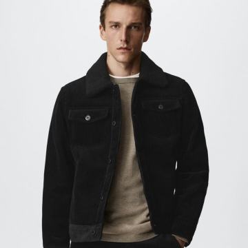 Mango, lagana jakna, crna boja. L veličina.