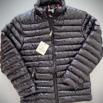 Moncler Jakna