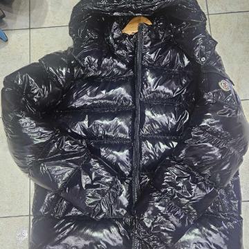 Moncler Jakna