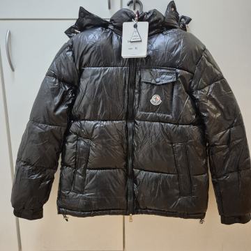 Moncler Jakna - XL