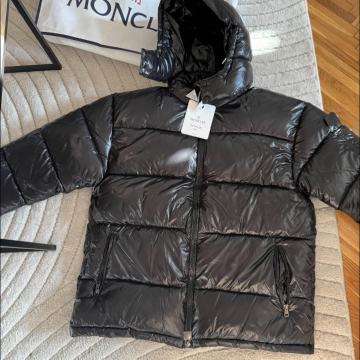 Moncler Jakna XL