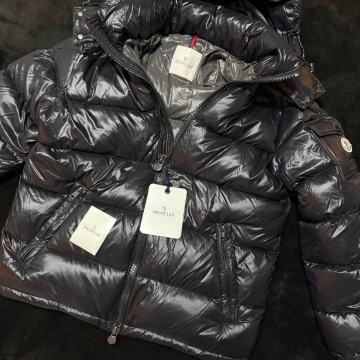 Moncler Maya /199€/ jakna