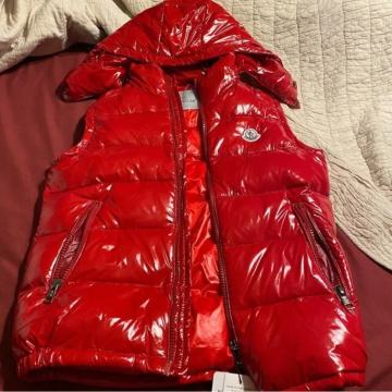 Moncler prsluk
