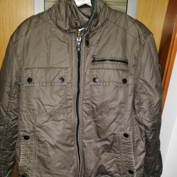 Muška jakna S. Oliver, veličina L, vodootporna,smeđa