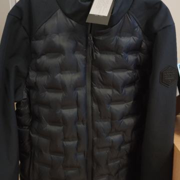 Nova muška jakna,vel S-M