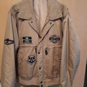 Muška jakna xl-15 eur.