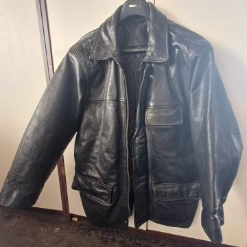 Muška kožna jakna Devred M-l vel vrlo dobro stanje prava teška koža