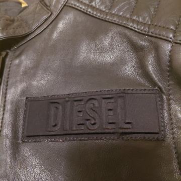 PRILIKA!! MUŠKA KOŽNA JAKNA ORIGINAL DIESEL S ODVOJIVIM RUKAVIMA