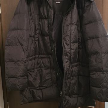 Muška pernata jakna GEOX velicine 60 I / 50 GB, US za 30 eura!