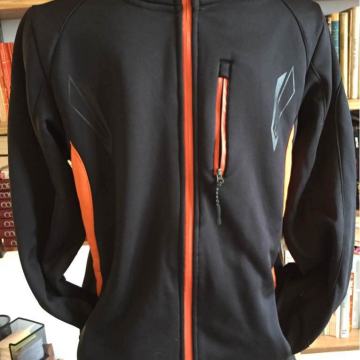 Muška sportska jakna vel M