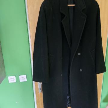 Crni muški dugi kaput - 100 % vuna - odlično stanje