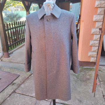 MUŠKI KAPUT NOVI. RUČNI RAD