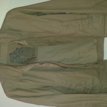 Muška  jakna, bež boje, veličina L, prodajem