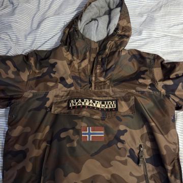 Napapijri rainforest winter