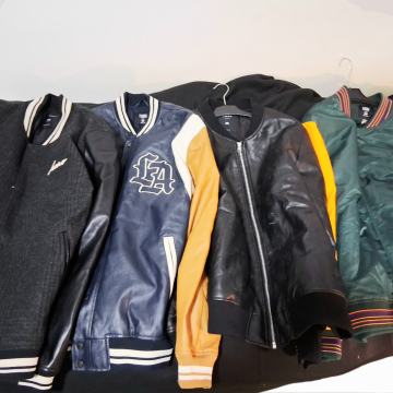 Novo,nenošeno ,XXL, višak mi ,ispod cijene