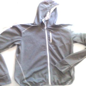 SIVA DUKSERICA JAKNA SA RAJFEŠLUSOM I KAPULJAČOM