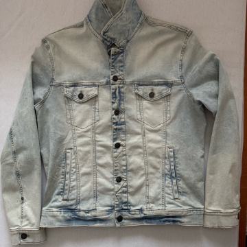 Nova originalna American Eagle denim jakna (vel. L)